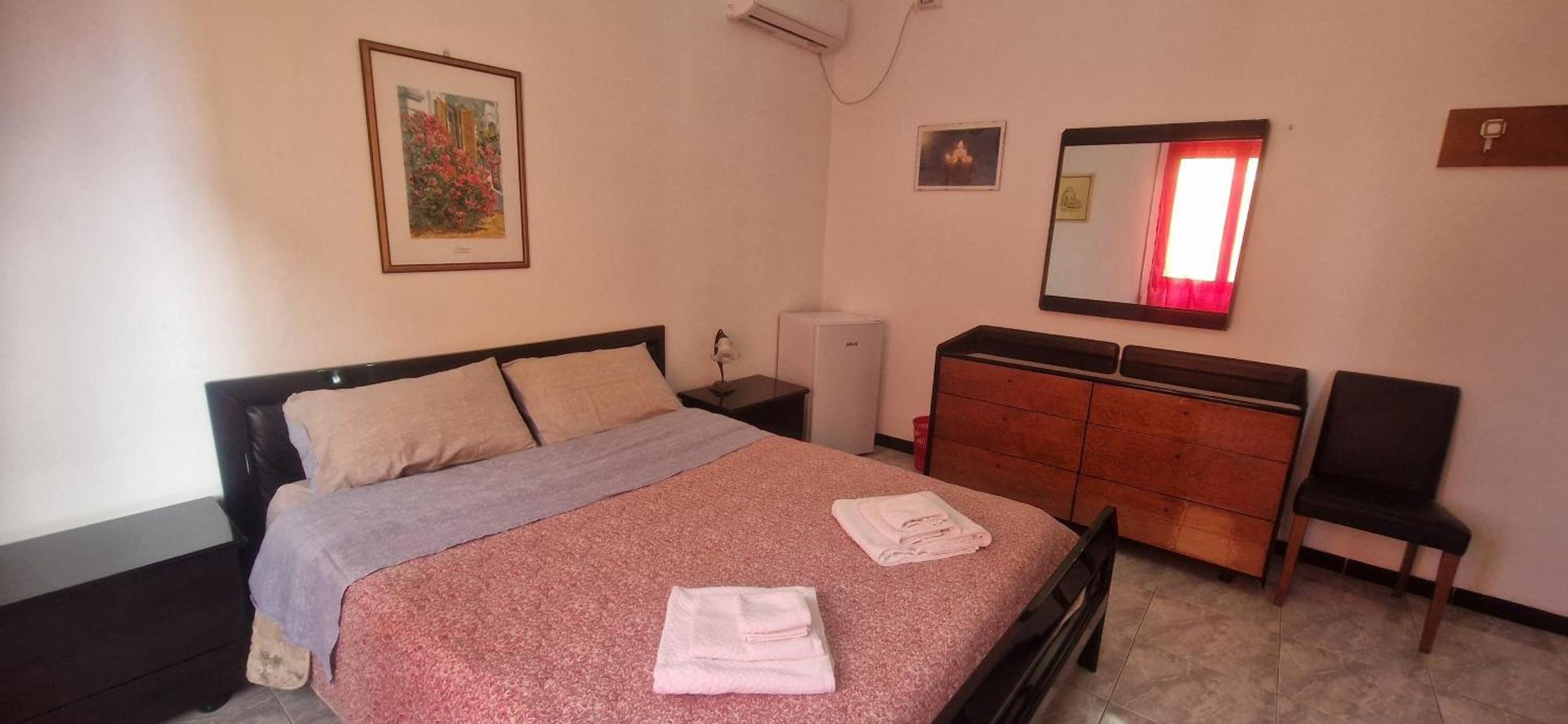 Bed and Breakfast Casa Gato Gordo Assemini Esterno foto